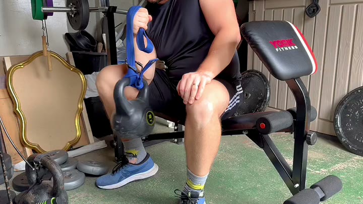 Larratt's Lift (Finger Curl) — Over Fingers