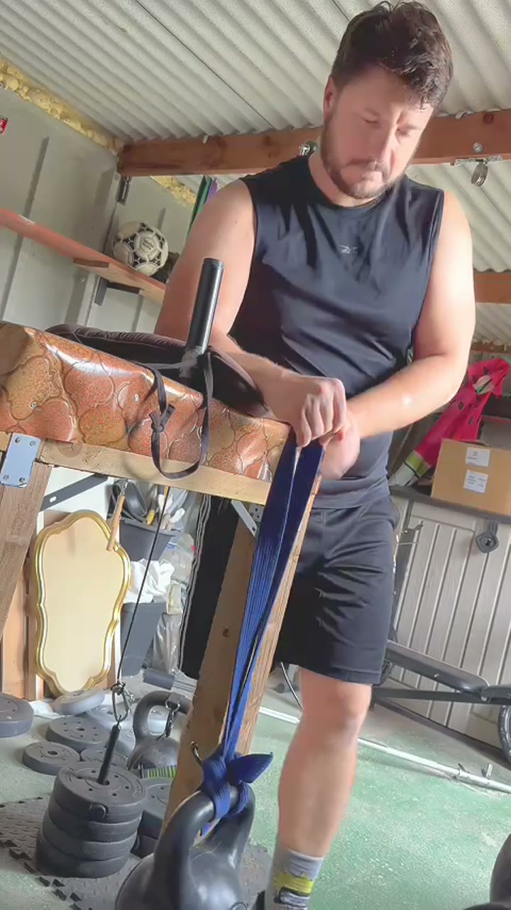 Reverse Wrist Curls on the Table