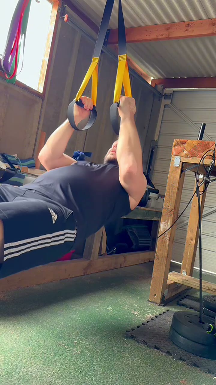 Pull-Ups with Wrist Engagement